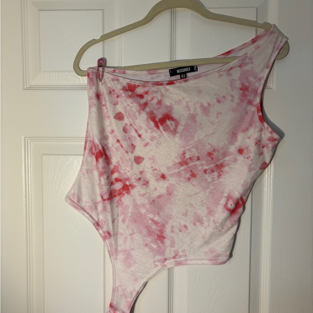 Missguided White and Pink Tie-Dye One-Shoulder Bodysuit